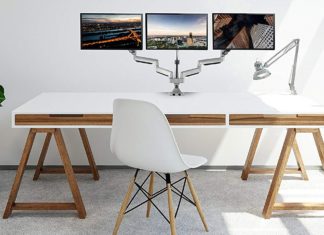 triple monitor stand
